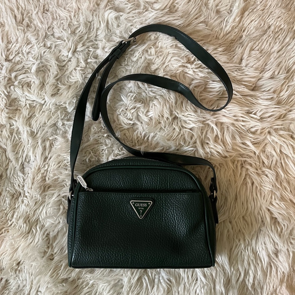 Vintage Guess Dark Green Leather Purse